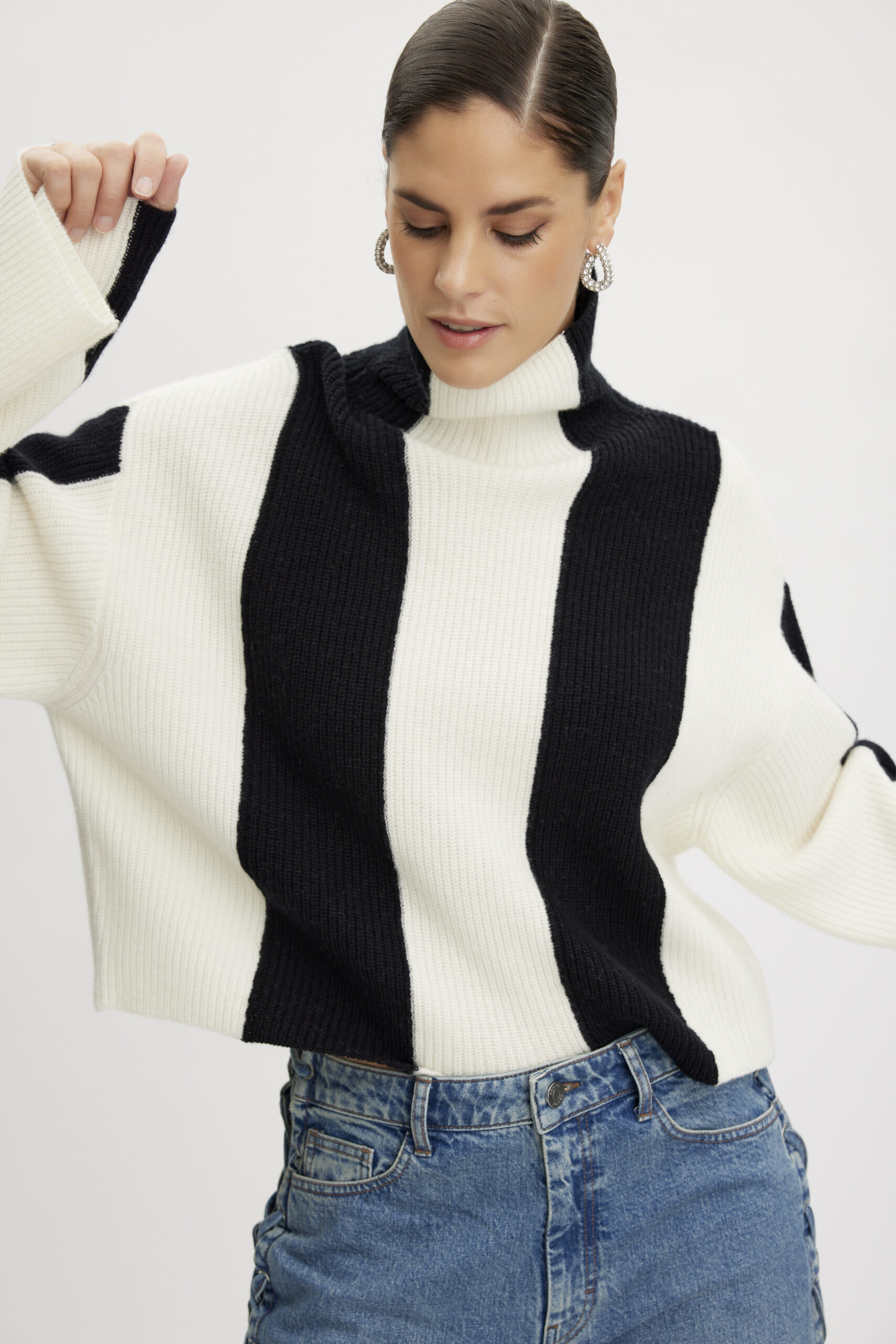 2black-off-white-risanegz-pullover